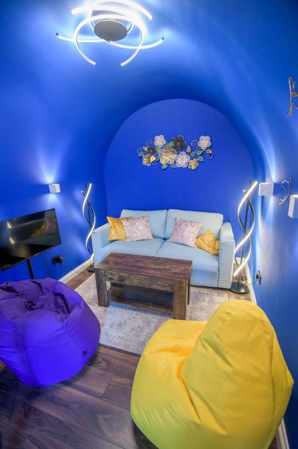Quirky Vaulted Flat With Terrace Bath Exterior foto